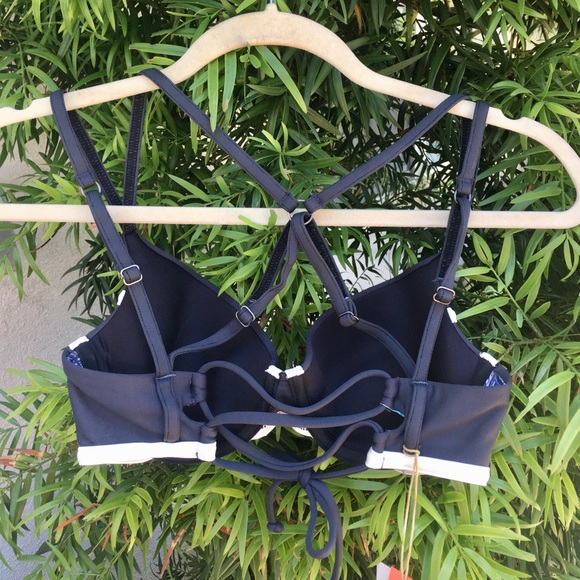 NWT MAAJI Midnight Bikini Top - Picture 2 of 6